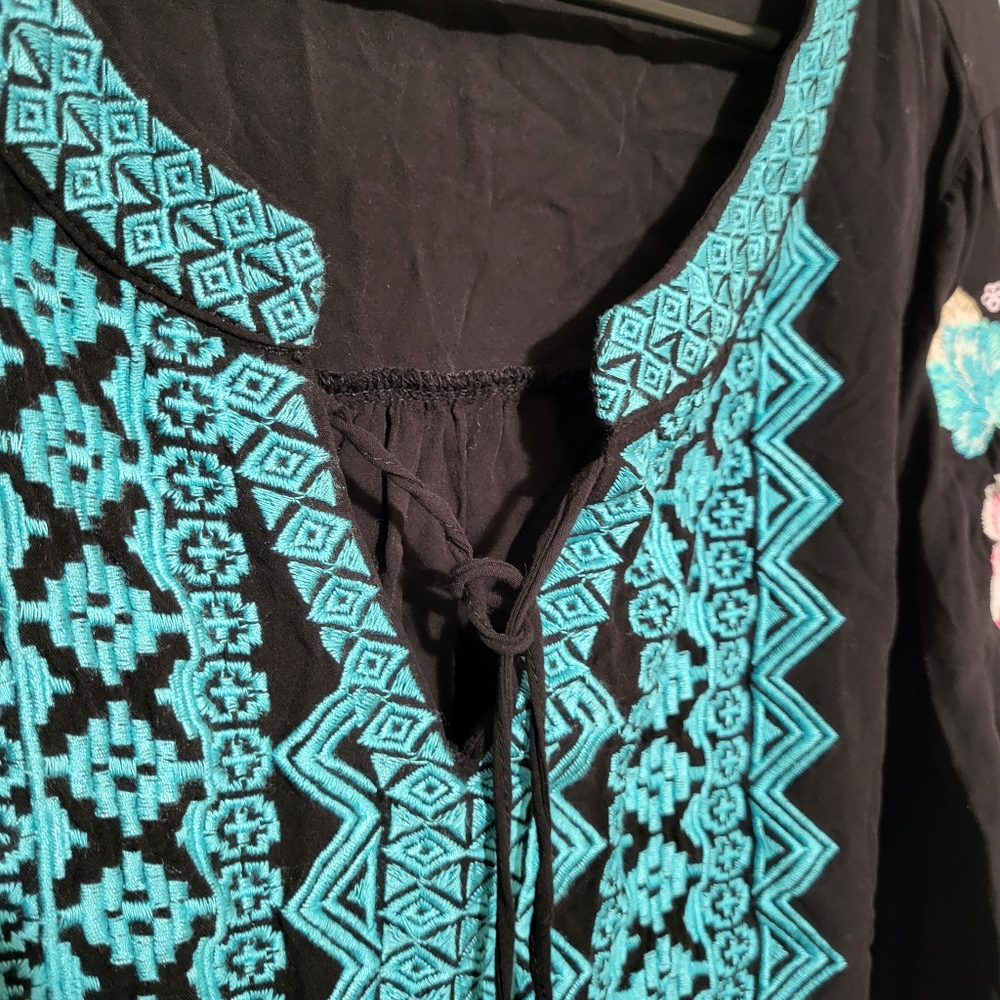 Savanna Jane Black Tunic with Turquoise Embroidery and Multicolor Floral Sleeves - Picture 7 of 9